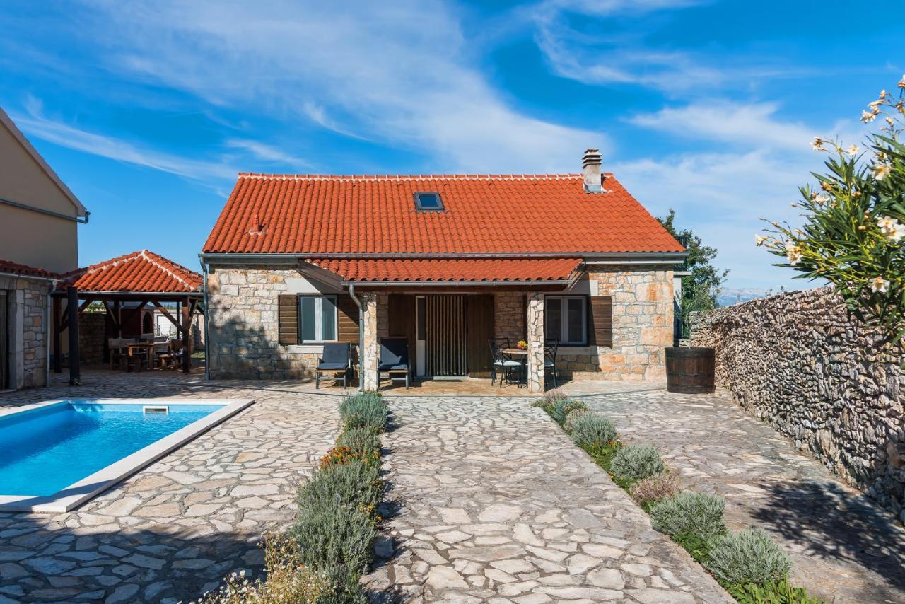 Rural House Gluic Villa Bogatic Ngoại thất bức ảnh