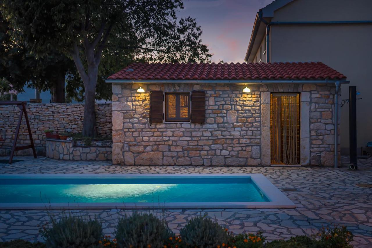 Rural House Gluic Villa Bogatic Ngoại thất bức ảnh